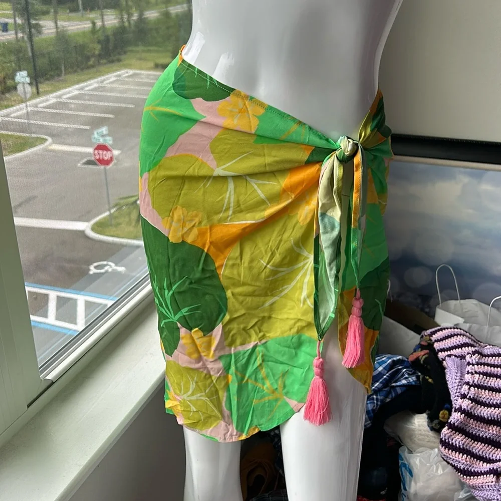 Tropical Leaf Tie-Side Swim Cover-Up Sarong - Green & Yellow
